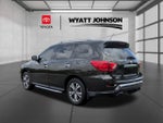 2017 Nissan Pathfinder SL