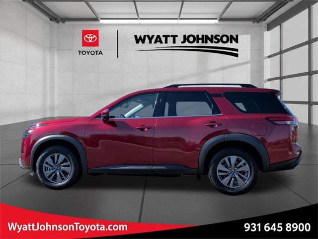 2024 Nissan Pathfinder SV