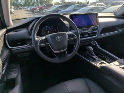 2024 Toyota Grand Highlander XLE