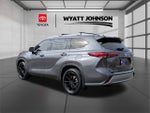 2023 Toyota Highlander Hybrid Platinum
