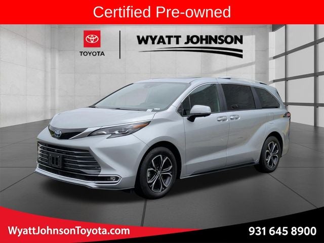 2025 Toyota Sienna Platinum 7 Passenger