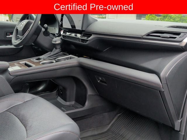 2025 Toyota Sienna Platinum 7 Passenger