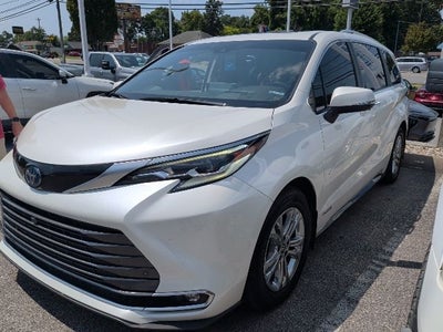 2021 Toyota Sienna Platinum 7 Passenger