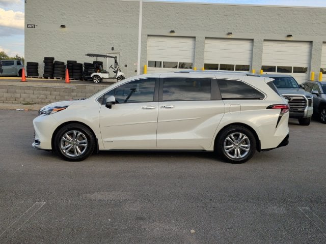2021 Toyota Sienna Platinum 7 Passenger