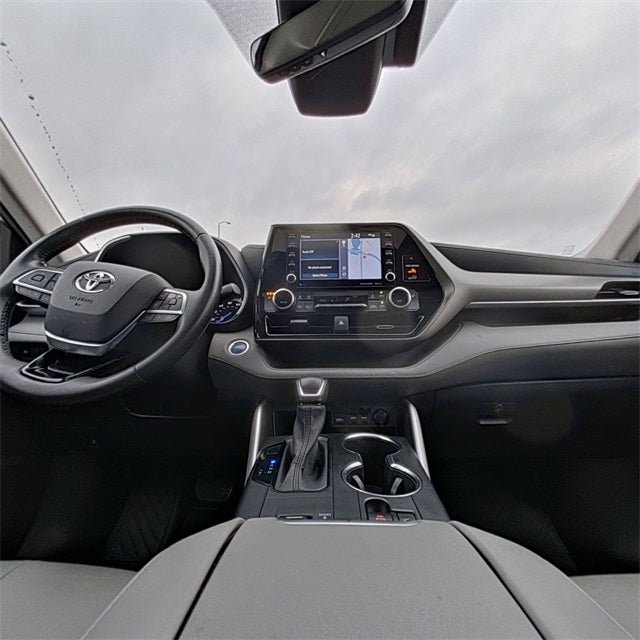 2021 Toyota Highlander Hybrid XLE