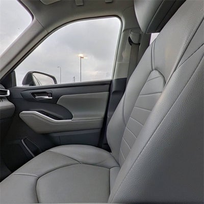 2021 Toyota Highlander Hybrid XLE