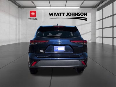 2023 Toyota Highlander L