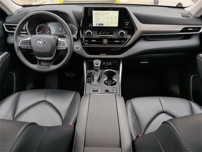 2024 Toyota Highlander XLE
