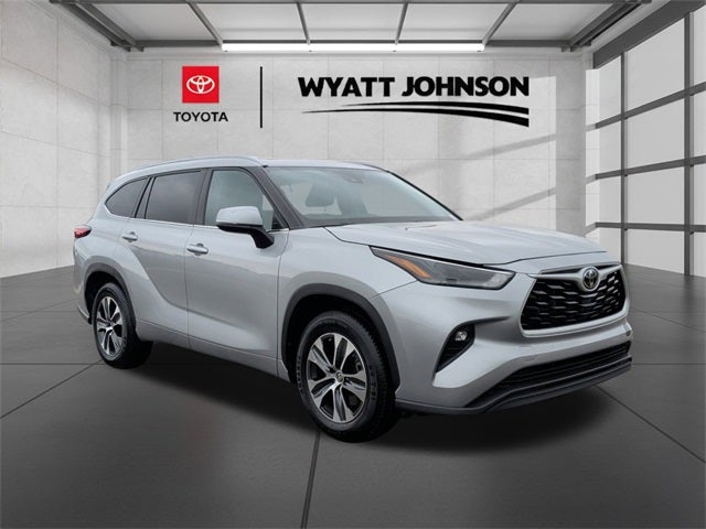 2024 Toyota Highlander XLE