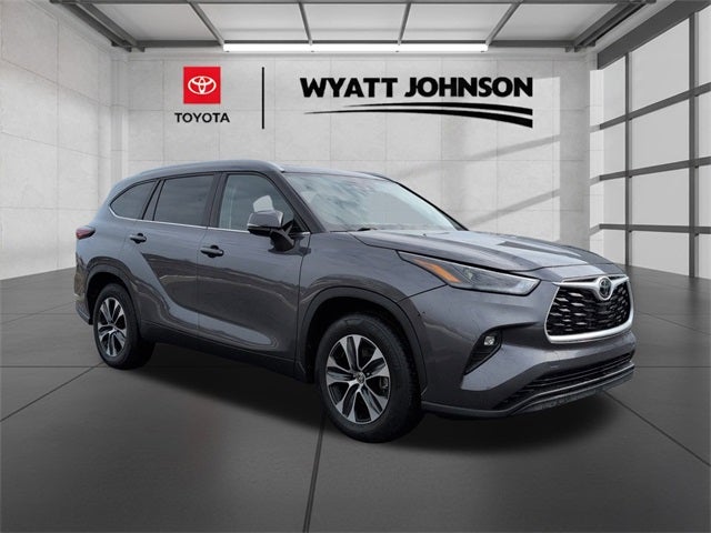 2024 Toyota Highlander XLE