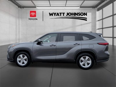 2023 Toyota Highlander LE