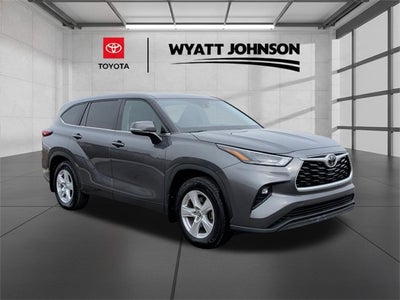 2023 Toyota Highlander LE