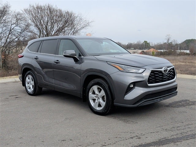 2023 Toyota Highlander LE