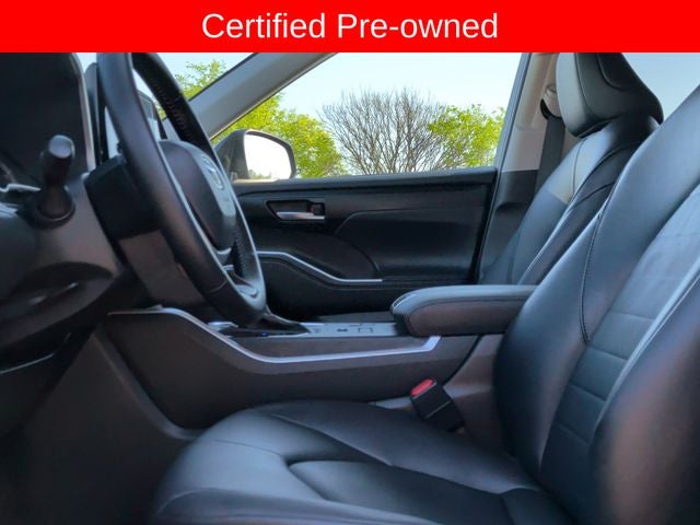 2025 Toyota Highlander XLE