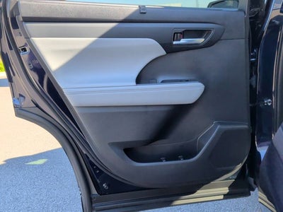 2024 Toyota Highlander XLE