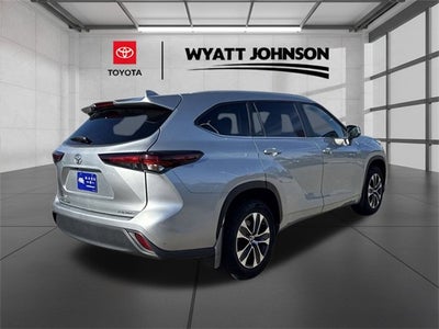 2024 Toyota Highlander XLE