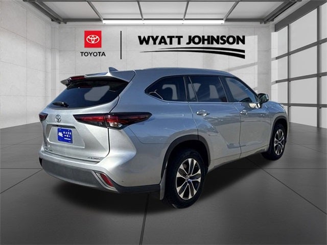2024 Toyota Highlander XLE
