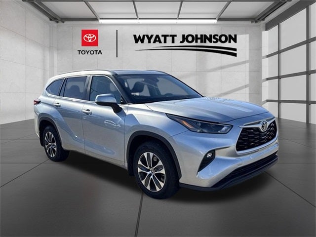 2024 Toyota Highlander XLE