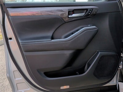 2020 Toyota Highlander Hybrid Limited