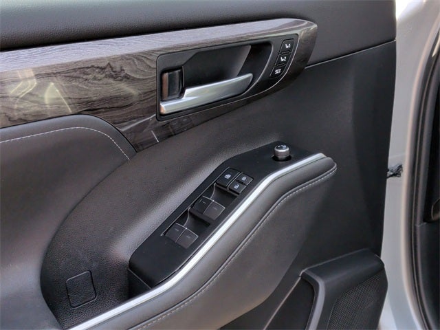 2020 Toyota Highlander Hybrid Limited