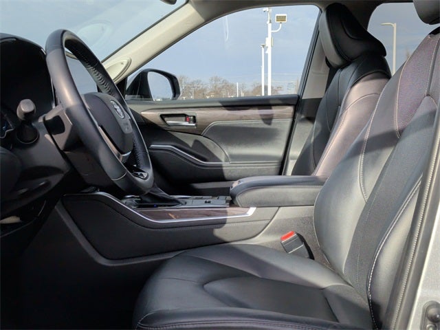 2020 Toyota Highlander Hybrid Limited