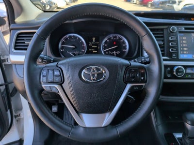 2016 Toyota Highlander Limited Platinum V6