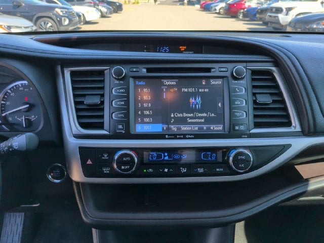 2016 Toyota Highlander Limited Platinum V6