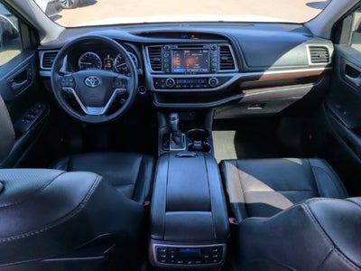 2016 Toyota Highlander Limited Platinum V6