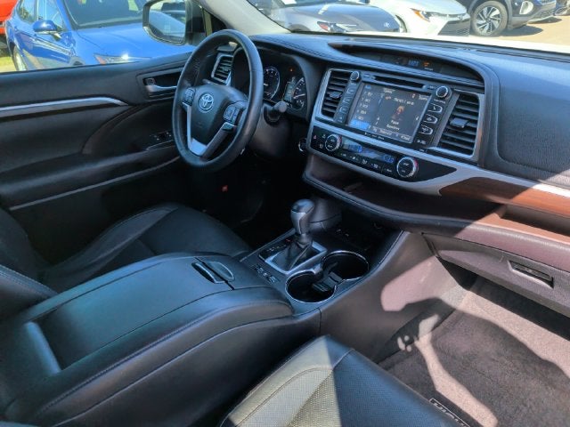 2016 Toyota Highlander Limited Platinum V6