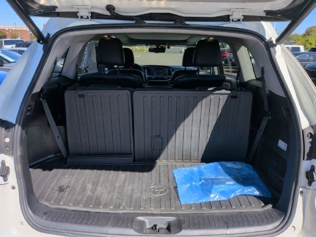 2016 Toyota Highlander Limited Platinum V6