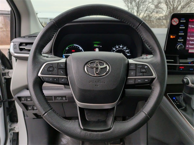 2024 Toyota Sienna XLE