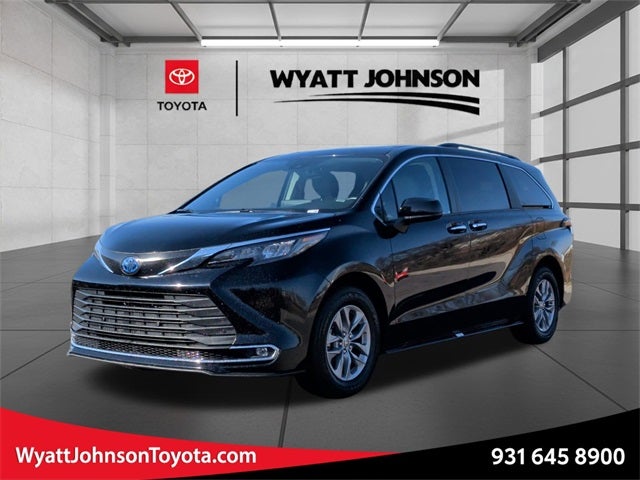 2024 Toyota Sienna XLE