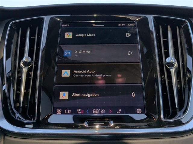 2024 Volvo S60 B5 Core Dark Theme