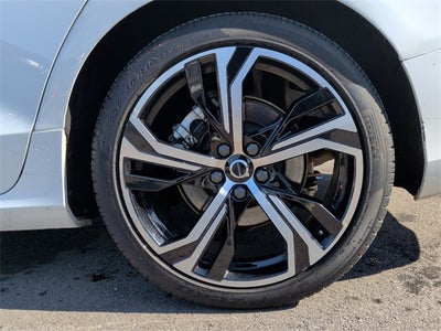 2024 Volvo S60 B5 Core Dark Theme