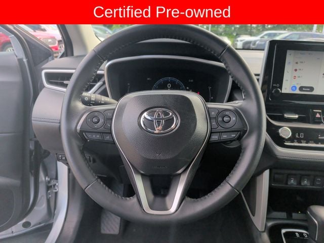 2025 Toyota Corolla Cross XLE