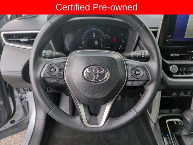 2025 Toyota Corolla Cross XLE