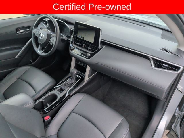 2025 Toyota Corolla Cross XLE
