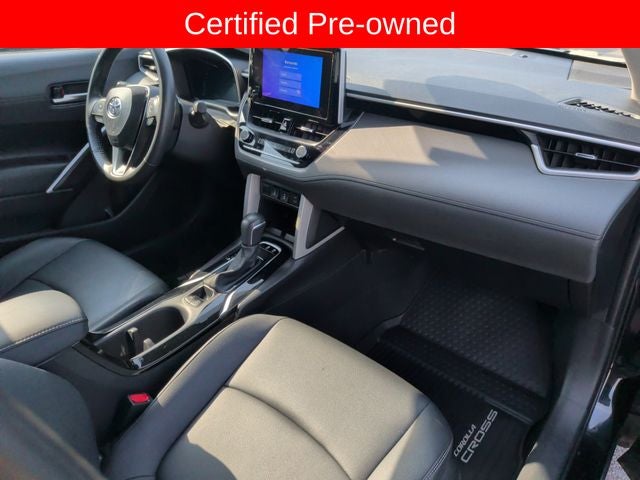 2025 Toyota Corolla Cross XLE