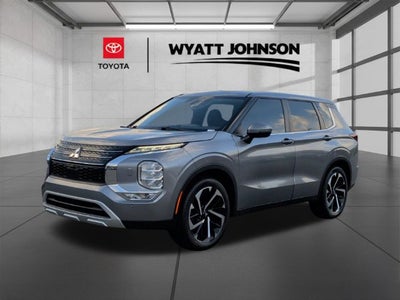 2022 Mitsubishi Outlander SE