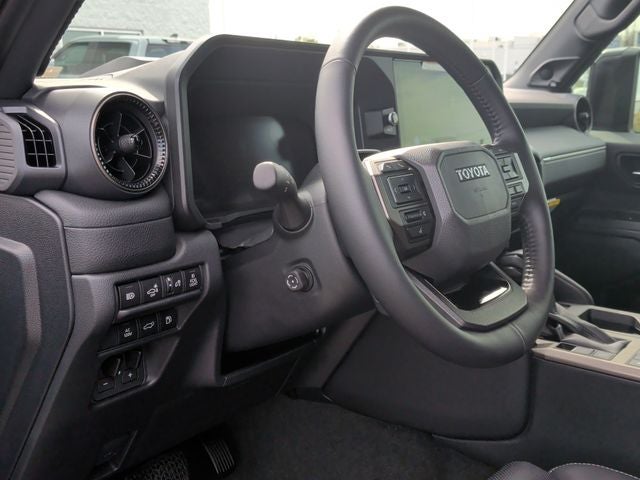 2025 Toyota Land Cruiser Base Premium