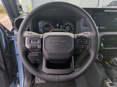 2025 Toyota Land Cruiser Base Premium