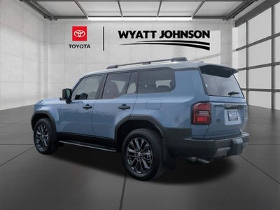 2025 Toyota Land Cruiser Base Premium