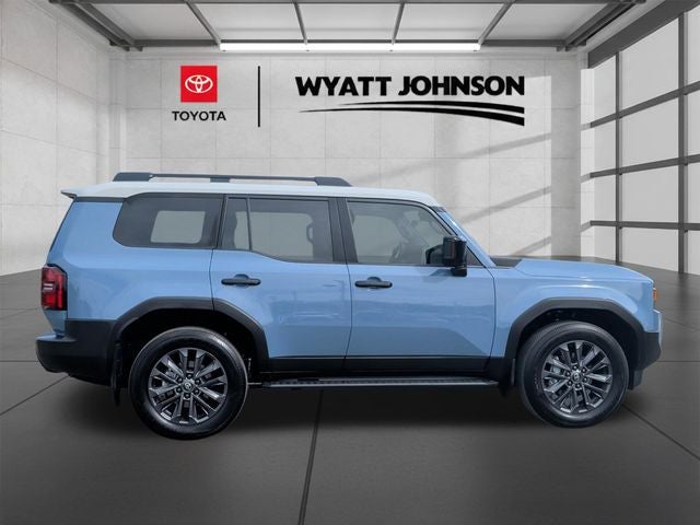 2025 Toyota Land Cruiser Base Premium