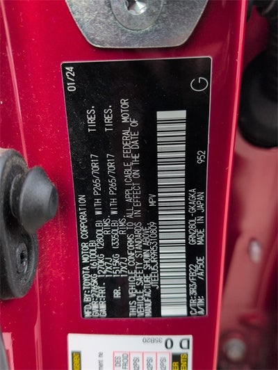 2024 Toyota 4Runner SR5