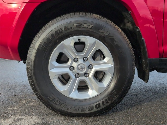 2024 Toyota 4Runner SR5