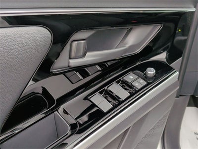 2025 Toyota bZ4X Limited