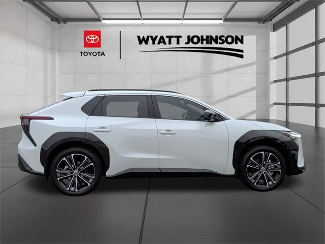 2025 Toyota bZ4X Limited