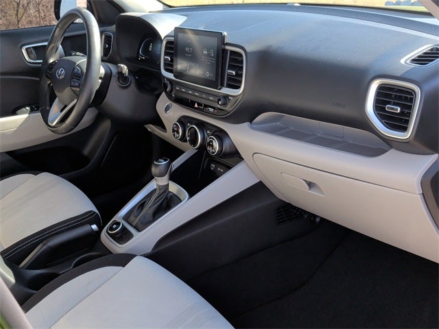 2024 Hyundai Venue SEL