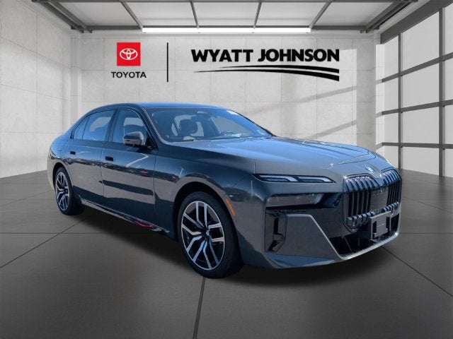 2023 BMW 7 Series 760i xDrive