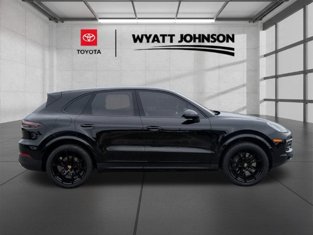 2021 Porsche Cayenne Base
